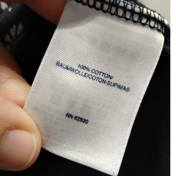 Lands' End Women's Size M/T (10-12) Navy Blue White Floral V-Neck Relaxed Tee - Picture 5 of 5